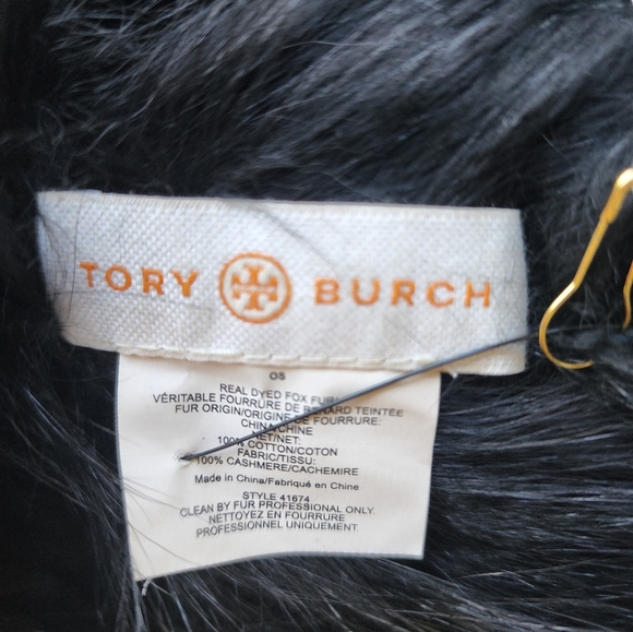 Brand new with tags Tory Burch Cashmere scarf with fox fur - Picture 2 of 4